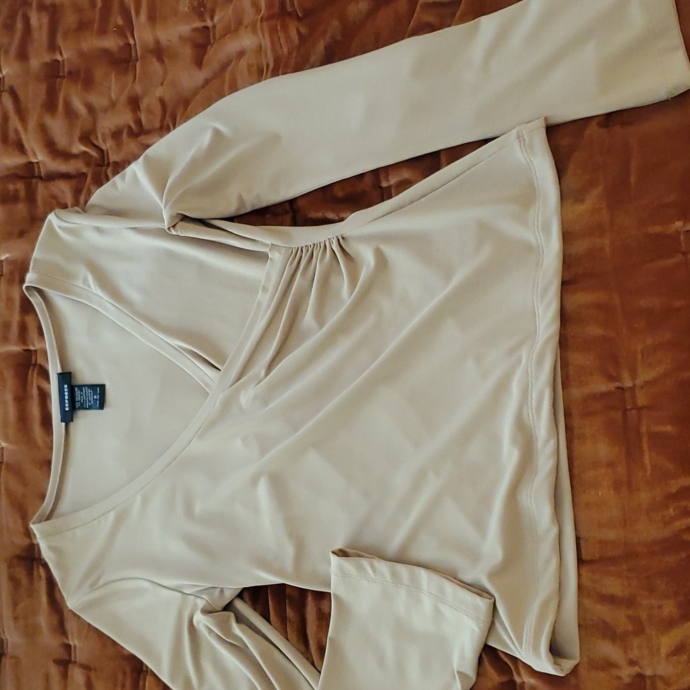 Express blouse size small tan